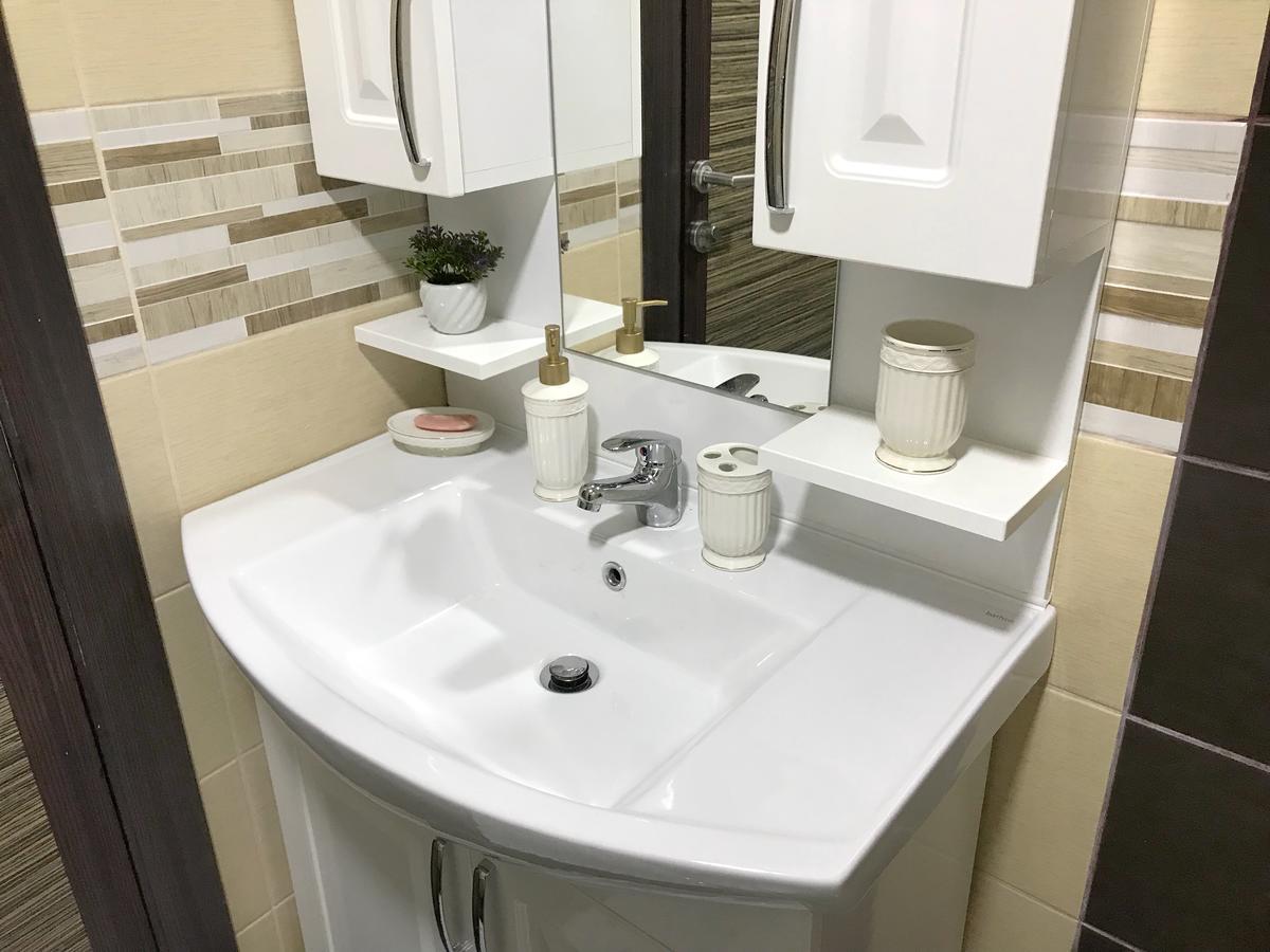 Apartment Jana Улцин Екстериор снимка