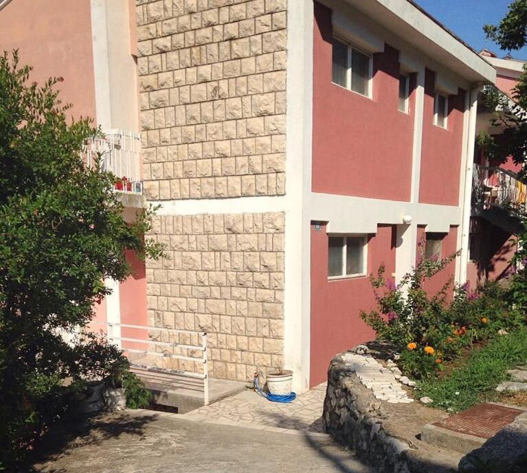 Apartment Jana Улцин Екстериор снимка